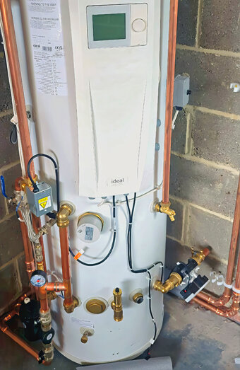 https://bibralakehotwater.com.au/uploads/2025/06/gas-hot-water-system-13675.jpg