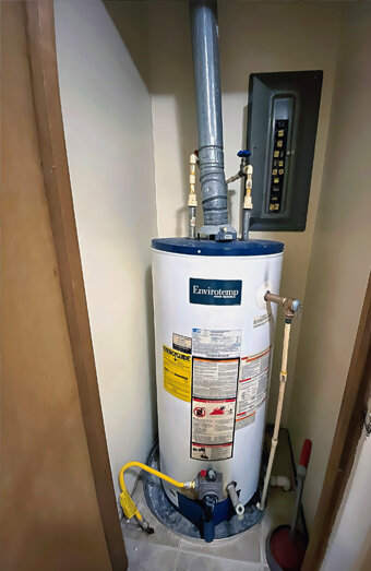 https://bibralakehotwater.com.au/uploads/2025/06/gas-hot-water-system-40702.jpg