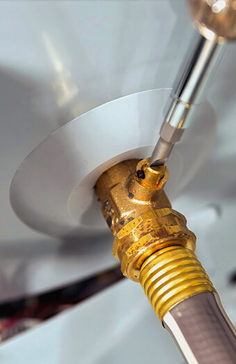 https://bibralakehotwater.com.au/uploads/2025/06/hot-water-servicing-24274.jpg